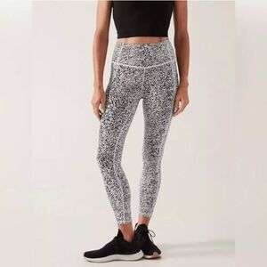 ATHLETA Ultimate Stash Textured 7/8 tight Black white Leggings LARGE
